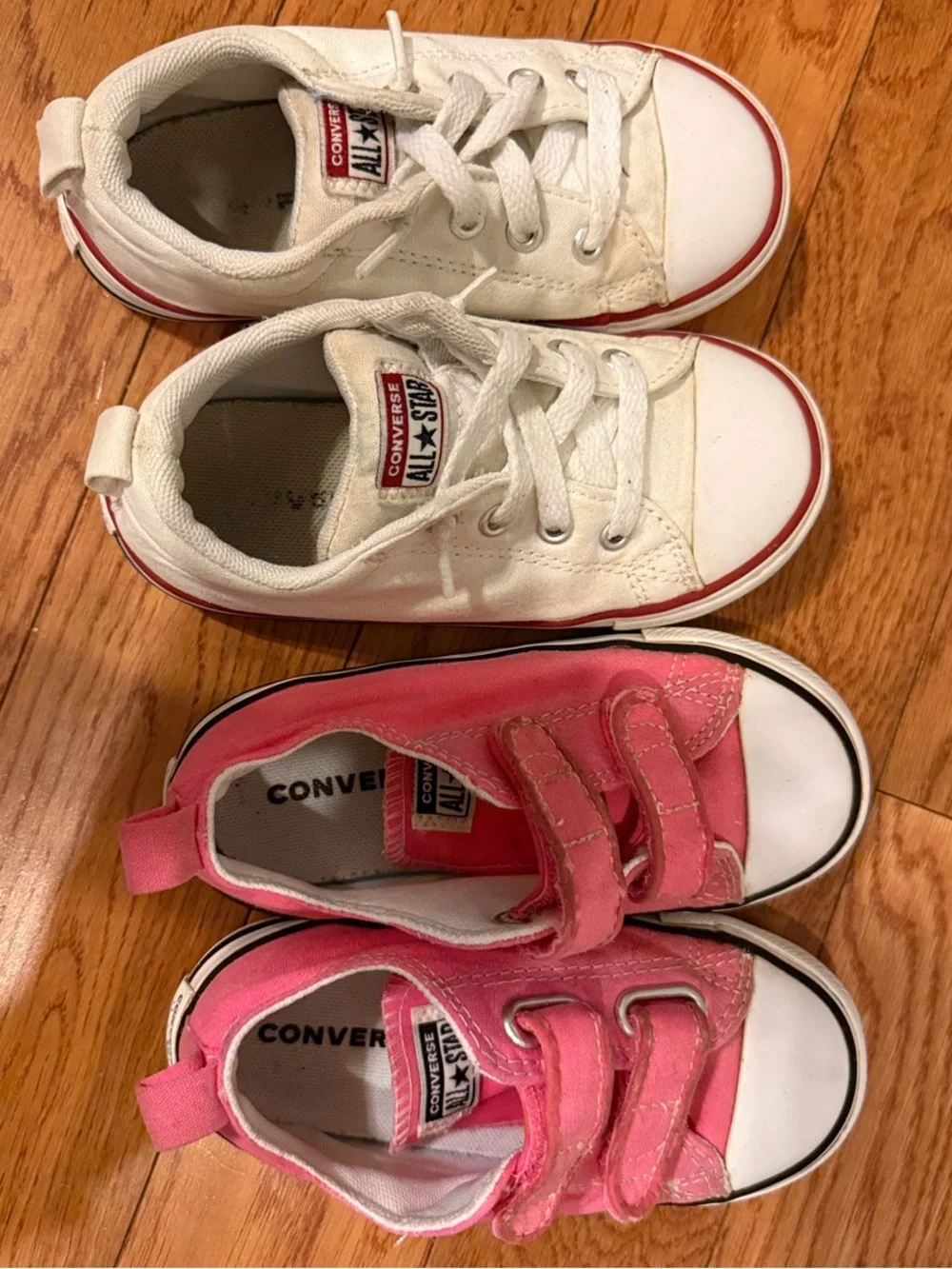 Converse Kids Low Top Sneakers in White and Pink